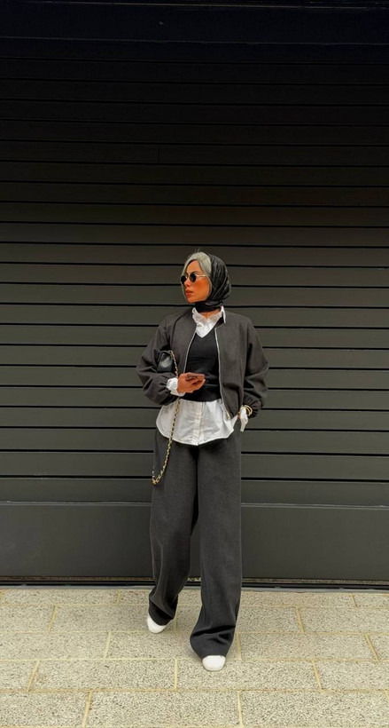 بامبر جکت زنانه جنس لامر رنگ زغالی شیک