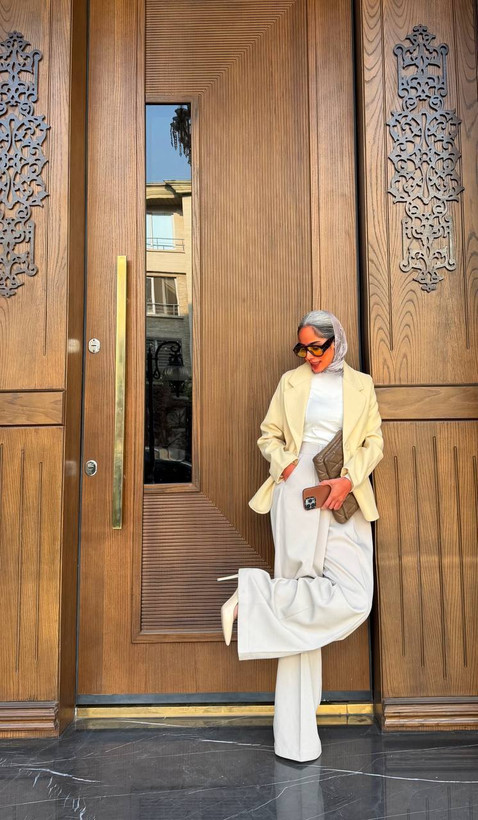 خرید کت کوتاه شیک زرشکی مناسب پاییز و زمستان